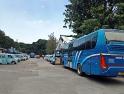 Terminal Bus di Jakarta Barat