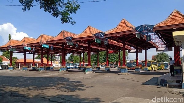 Terminal Bayuangga Probolinggo