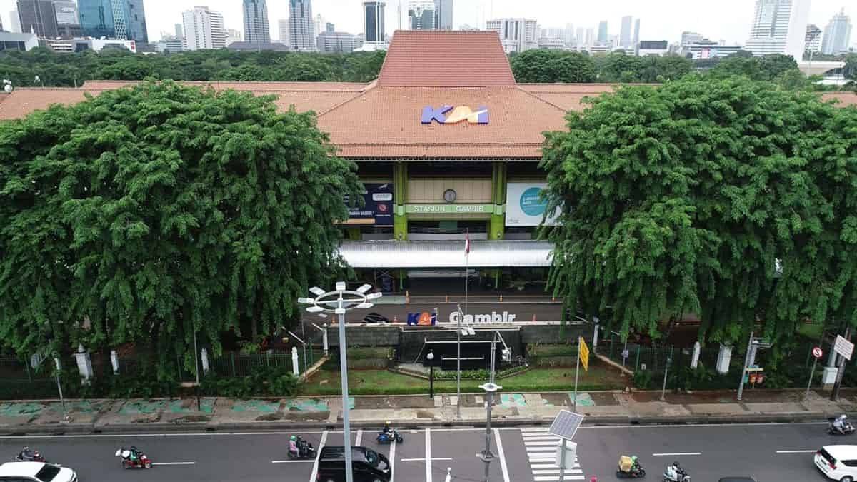 gedung stasiun gambir gedung stasiun