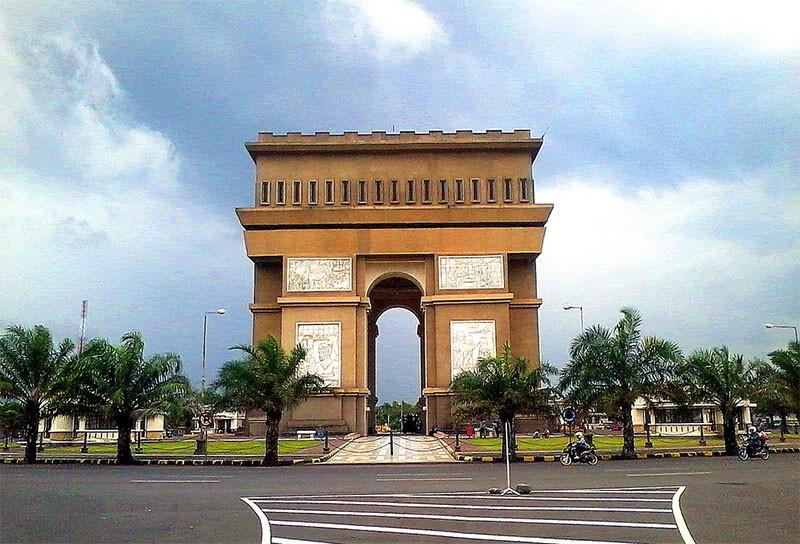 Naik Bus Umum atau Travel Malang Kediri