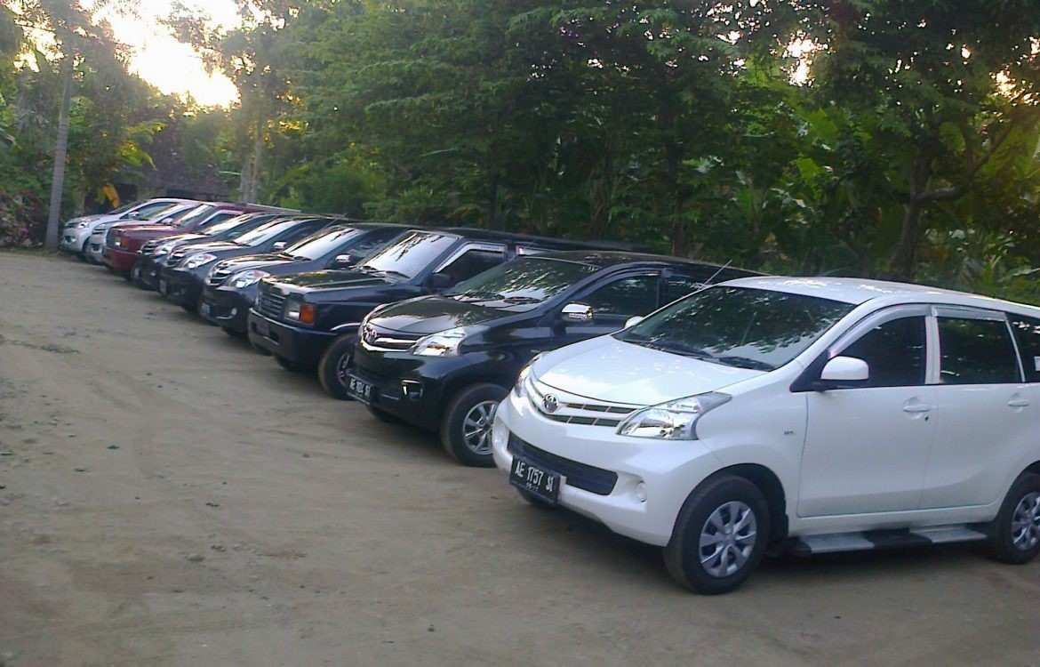 agen travel tangerang