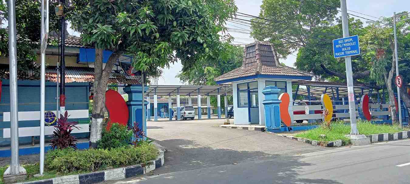 terminal magetan gerbang terminal magetan gerbang