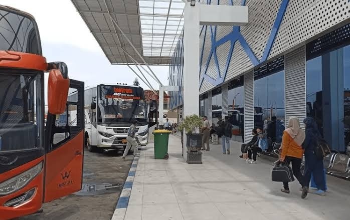 terminal patria blitar 2
