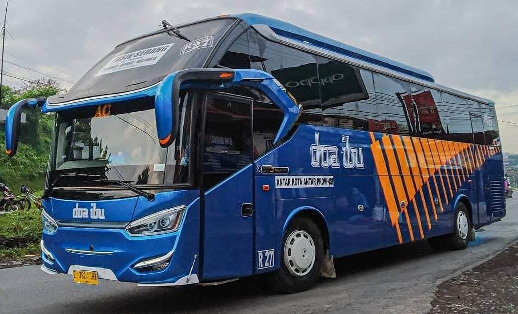 Bus dari Baranangsiang ke Tasikmalaya