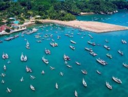 Perjalanan Naik Bus Umum ke Wisata Pantai Popoh Tulungagung